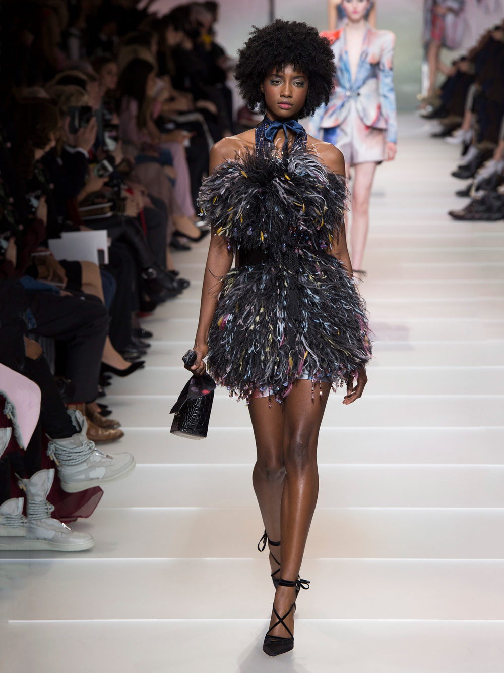 Armani été Couture 2018 feathers